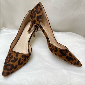 Catharine Malandrino Leopard Print Kitten Heels Size 9